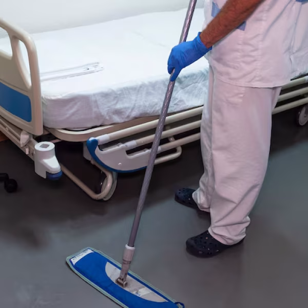 conceptual-photo-hospital-worker-cleaning-patient-room_337384-136